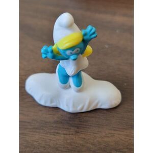 Smurfette McDonald's 2017 peyo toy figure